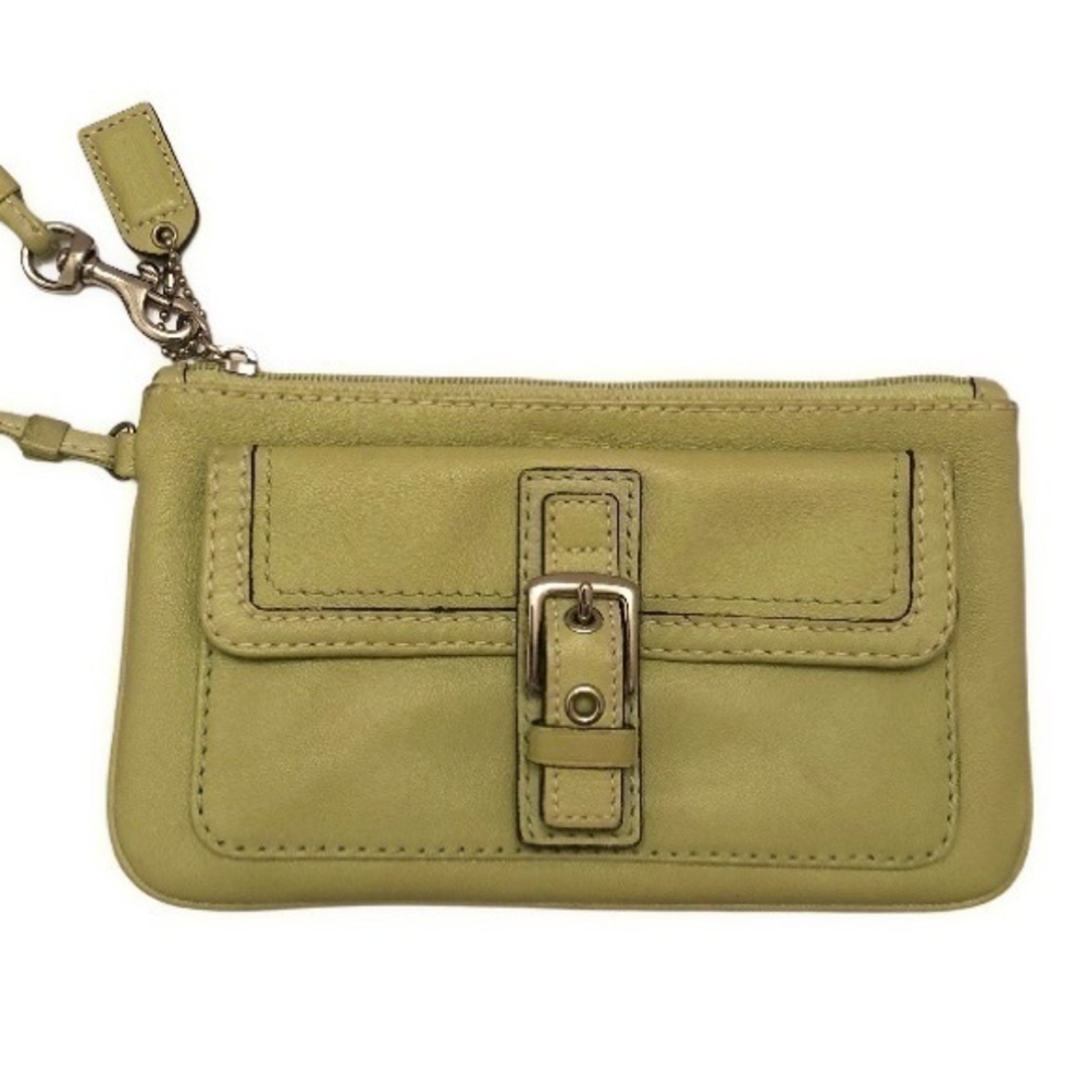 Coach green leather soho front pocket wristlet